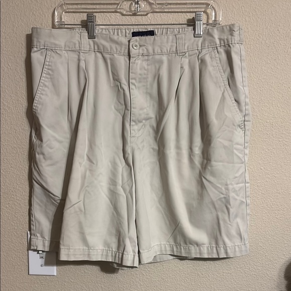 Puritan Men's Beige Shorts size 38 - Picture 1 of 4